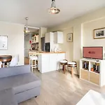 Апартаменты Barreirinha Ii Near Old Town With Ocean Views