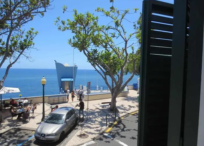 Barreirinha Ii Near Old Town With Ocean Views Funchal (Madeira)