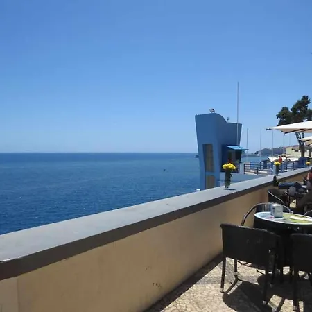 Barreirinha Ii Near Old Town With Ocean Views Appartement Funchal (Madeira)