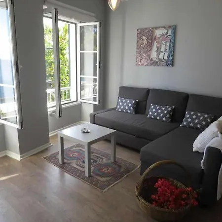 Barreirinha Ii Near Old Town With Ocean Views * Funchal (Madeira)