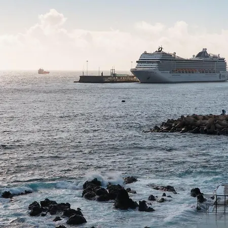 Barreirinha Ii Near Old Town With Ocean Views Daire Funchal