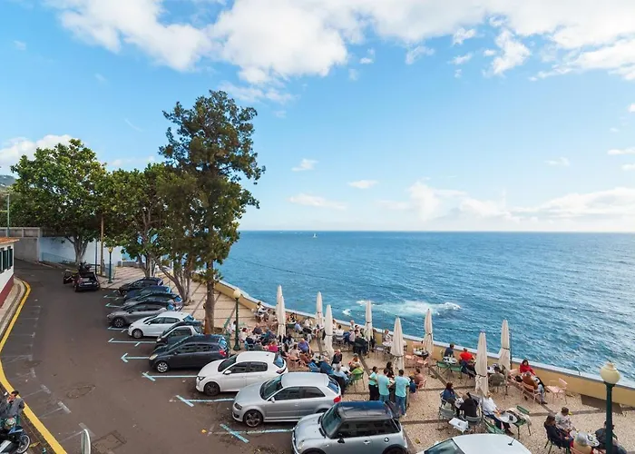 Barreirinha Ii Near Old Town With Ocean Views * Funchal (Madeira)
